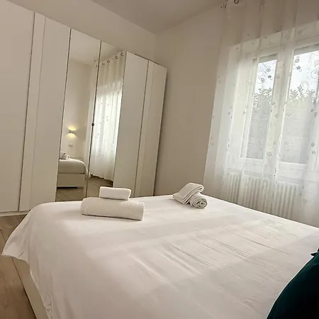 Apartamento Metro House